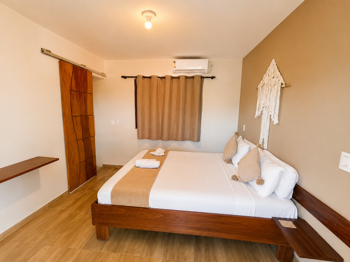 Cama de casal do Quarto Duplex Confort